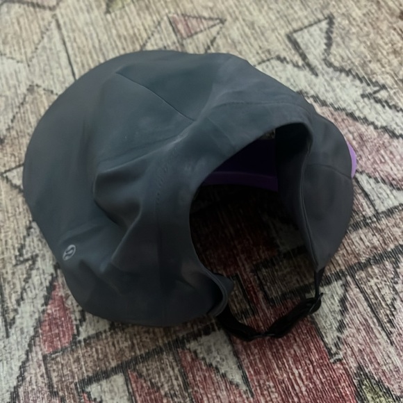 Lululemon Women’s fast and free running ponytail hat
Diamond Dyes graphite grey - Picture 2 of 3